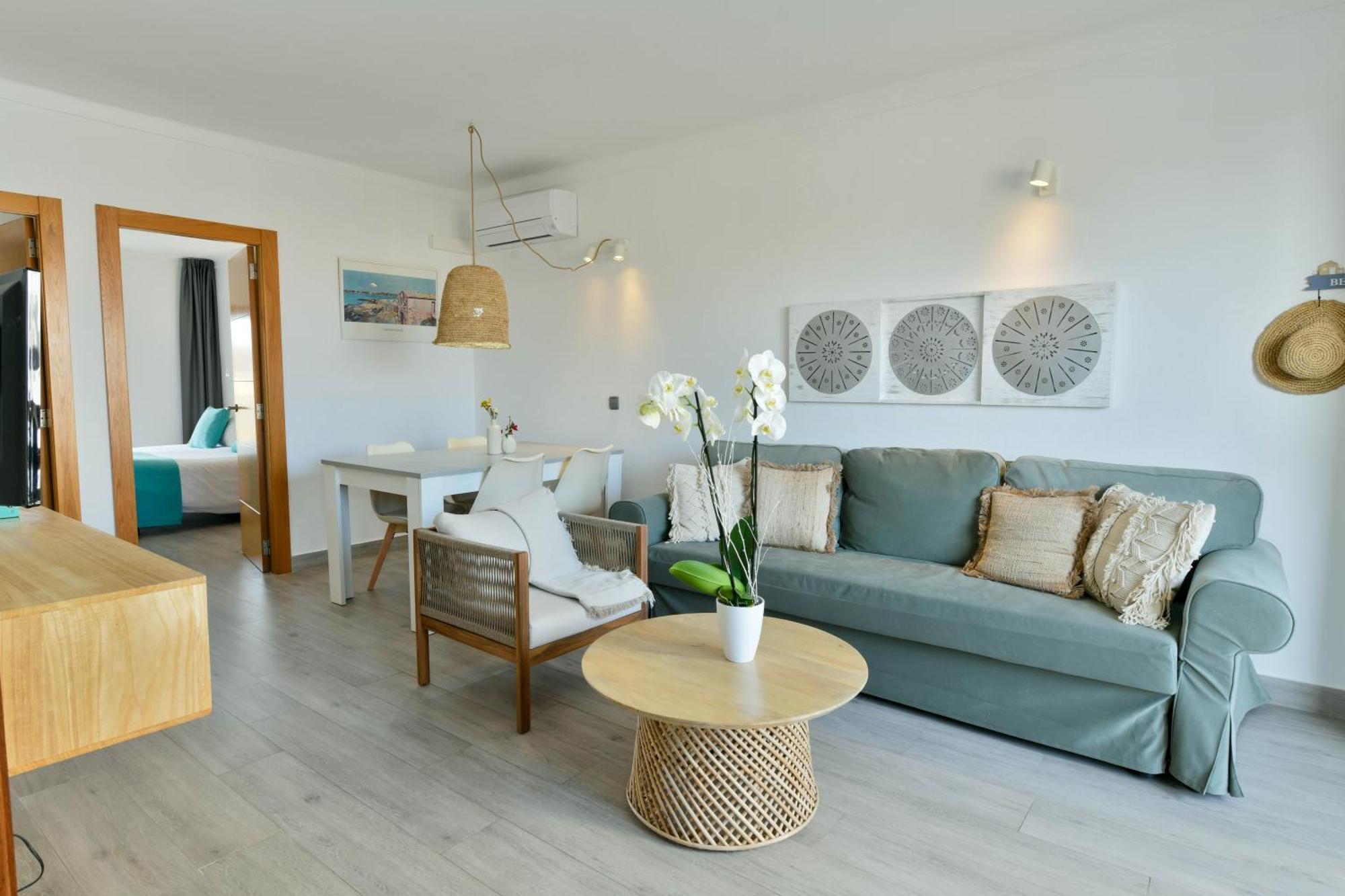 Apartamentos Estanques Colonia de Sant Jordi Extérieur photo