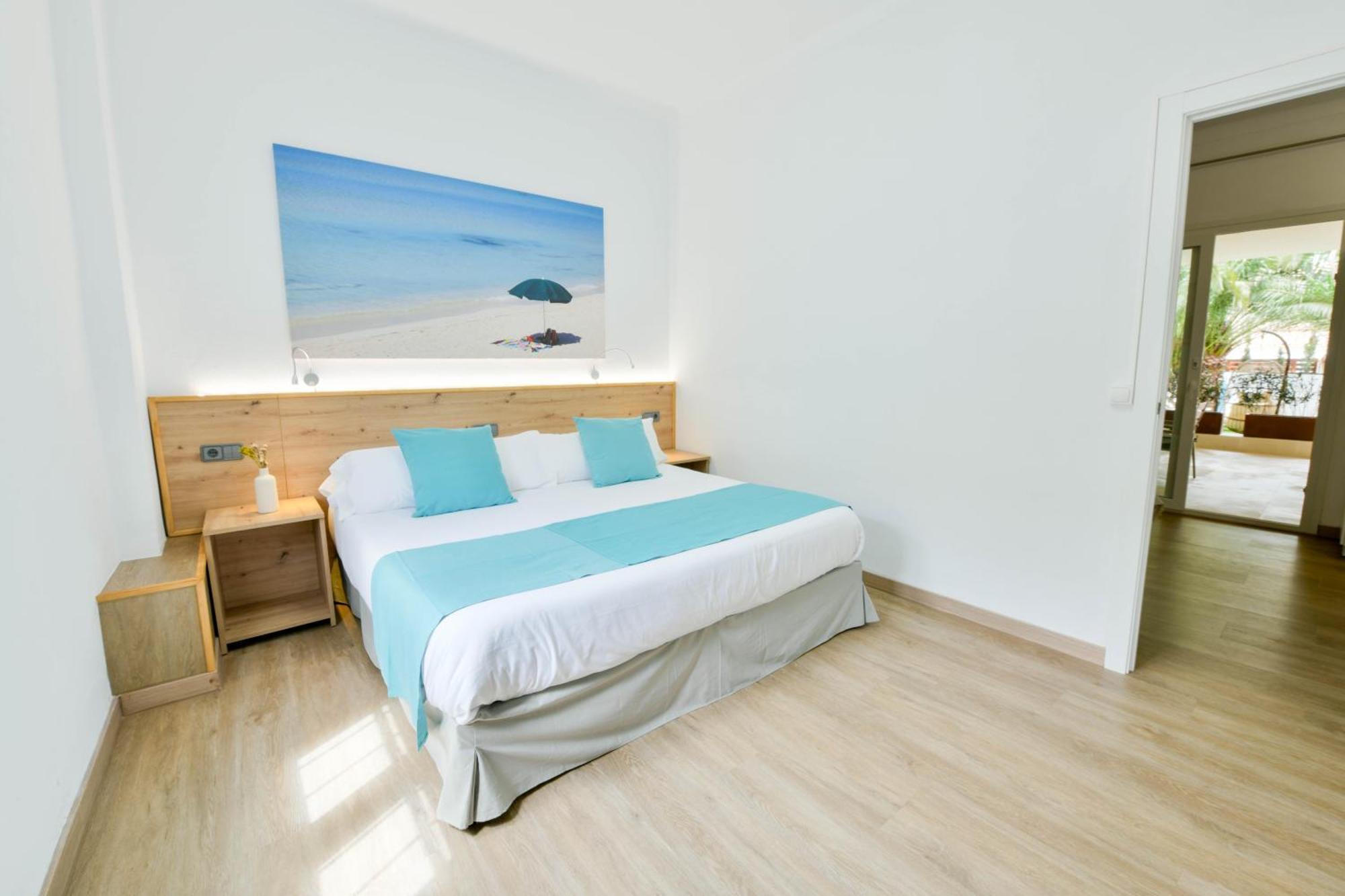 Apartamentos Estanques Colonia de Sant Jordi Extérieur photo